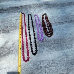 Set of 4 beaded necklaces